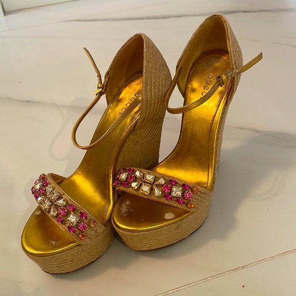 Gucci Platform 🔥🔥🔥 - Picture 1 of 8